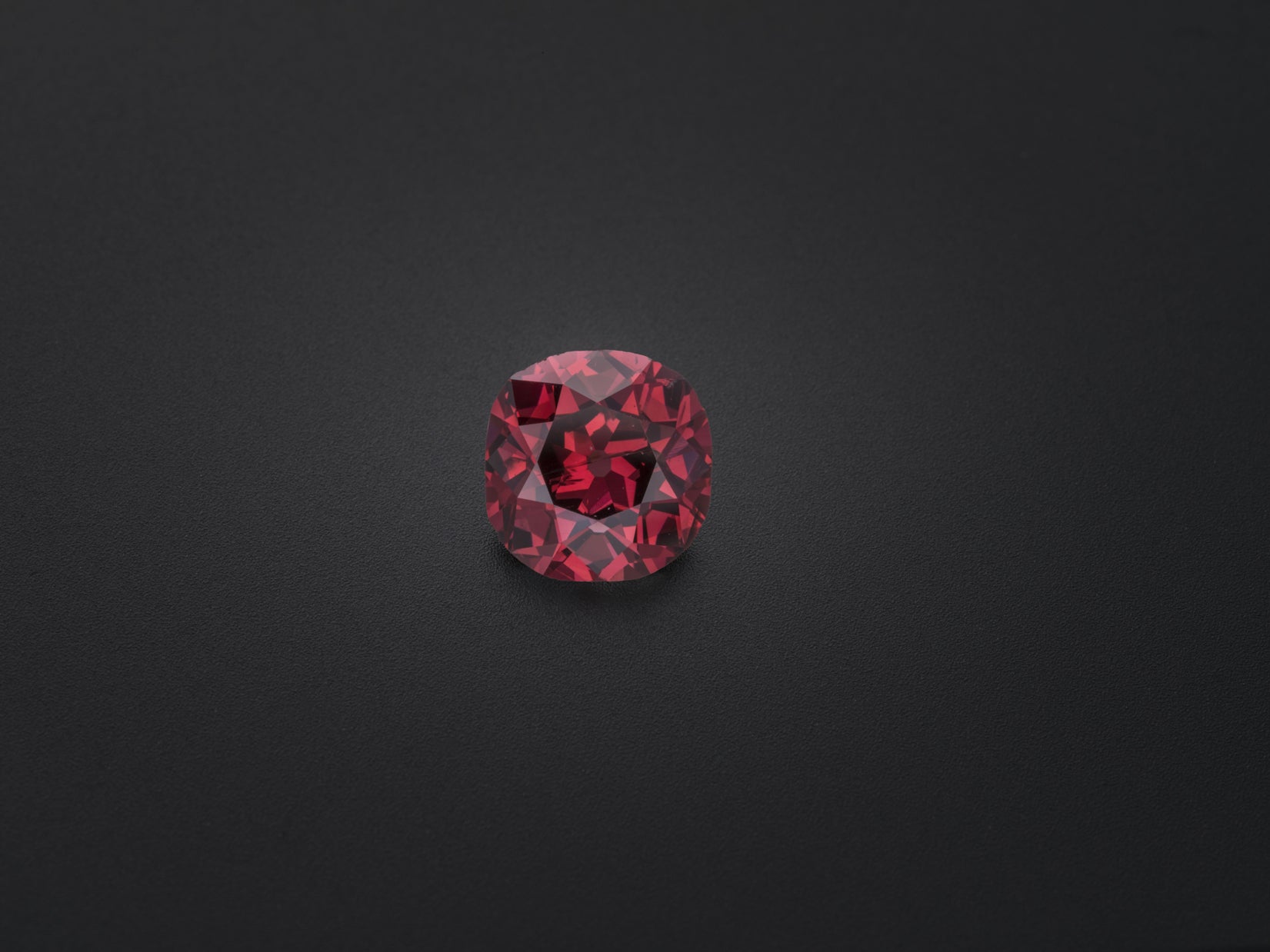 Smithsonian Acquires Historic Fancy Red Diamond